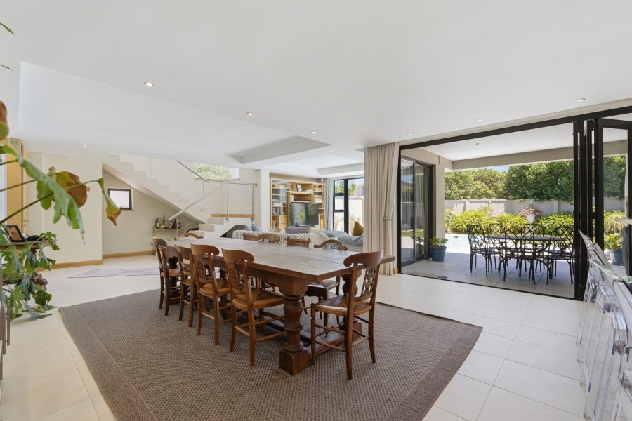 To Let 3 Bedroom Property for Rent in Sunset Links Western Cape